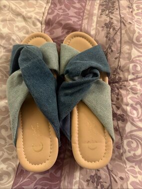 Denim wedges size 7